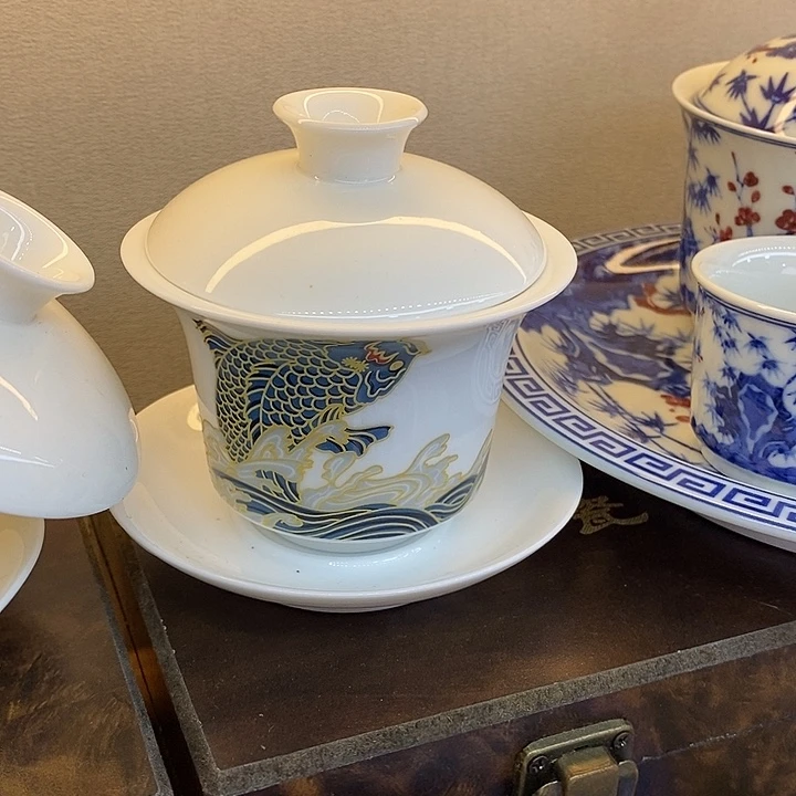 盖碗盖碗茶，盖碗茶，