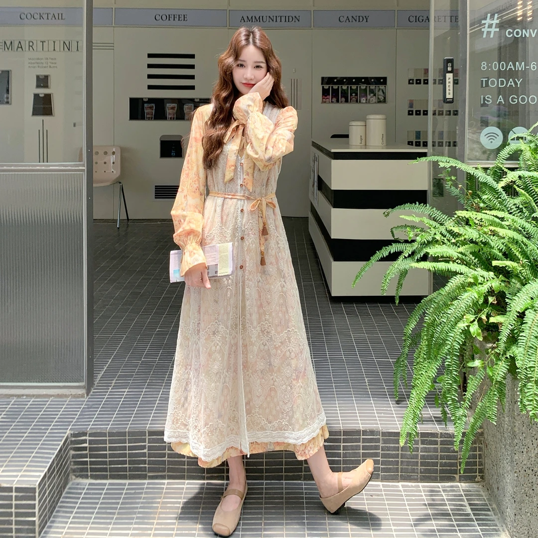 法式大方碎花连衣裙套装女2025秋季新款高级感气质爆款长裙两件套