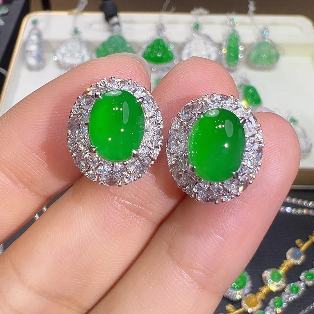 翡翠18K金镶嵌耳饰