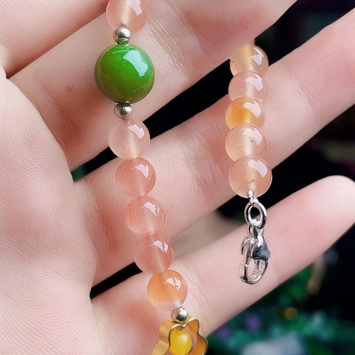 翡翠未镶嵌颈饰多样性