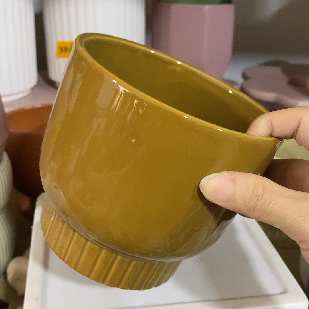 杯子陶盆有孔 瑕疵介意勿拍