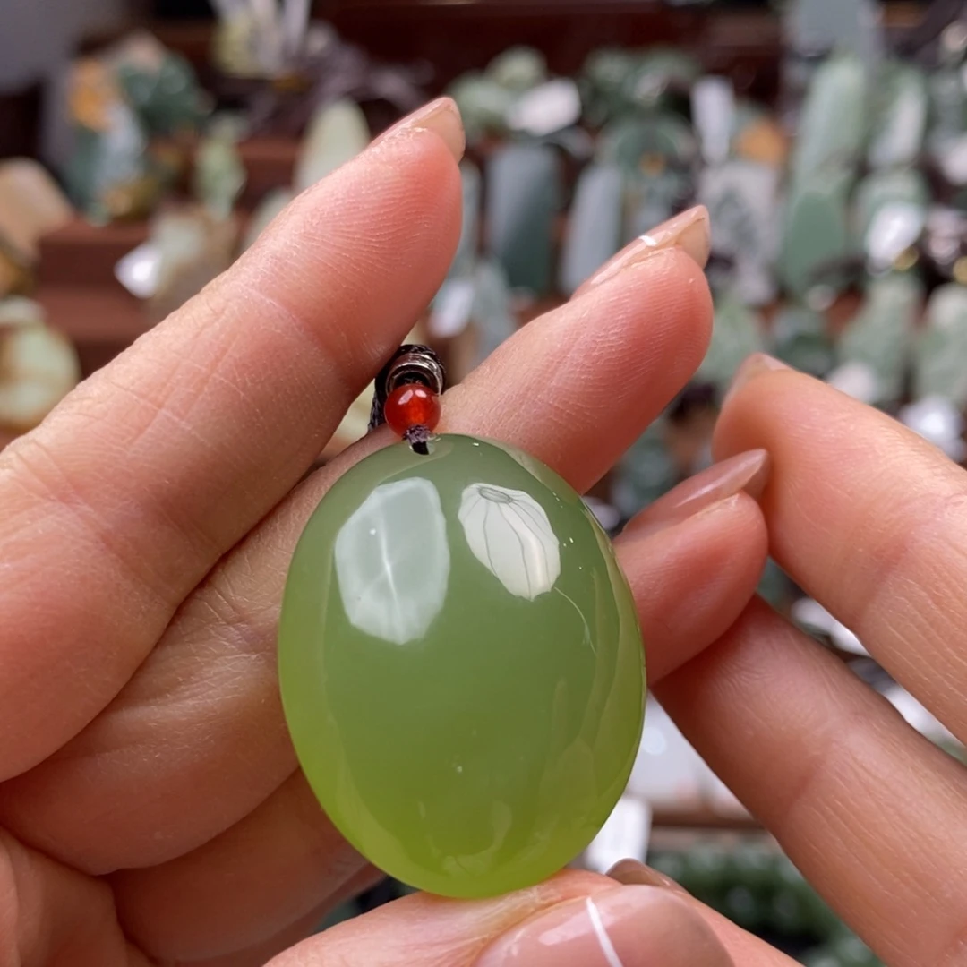 蛇纹石玉未镶嵌挂件
