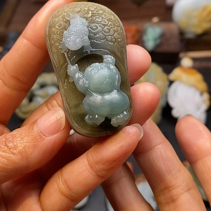 吴***号定制翡翠未镶嵌毛货抛光