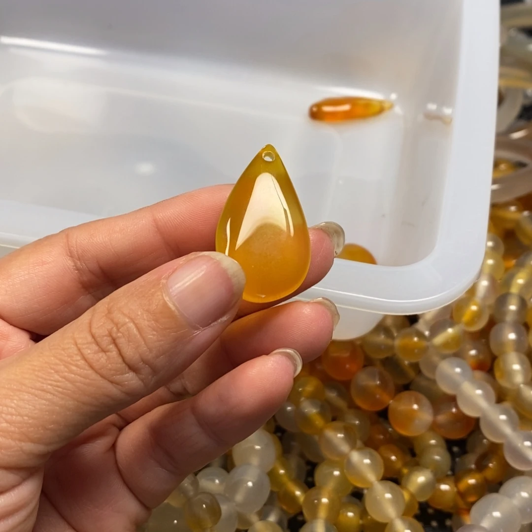 竹***玛瑙/玉髓未镶嵌玛瑙吊坠
