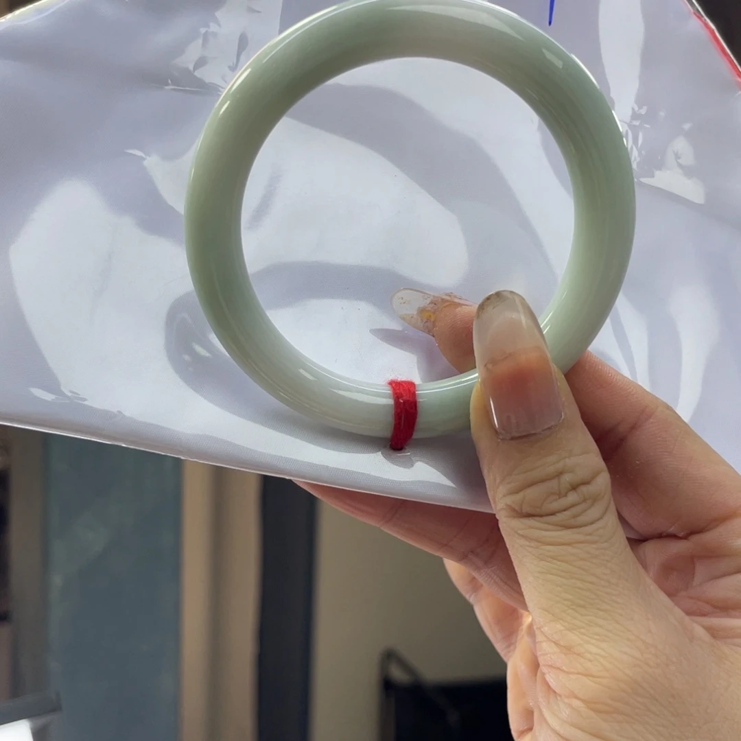 翡翠未镶嵌手镯翡翠