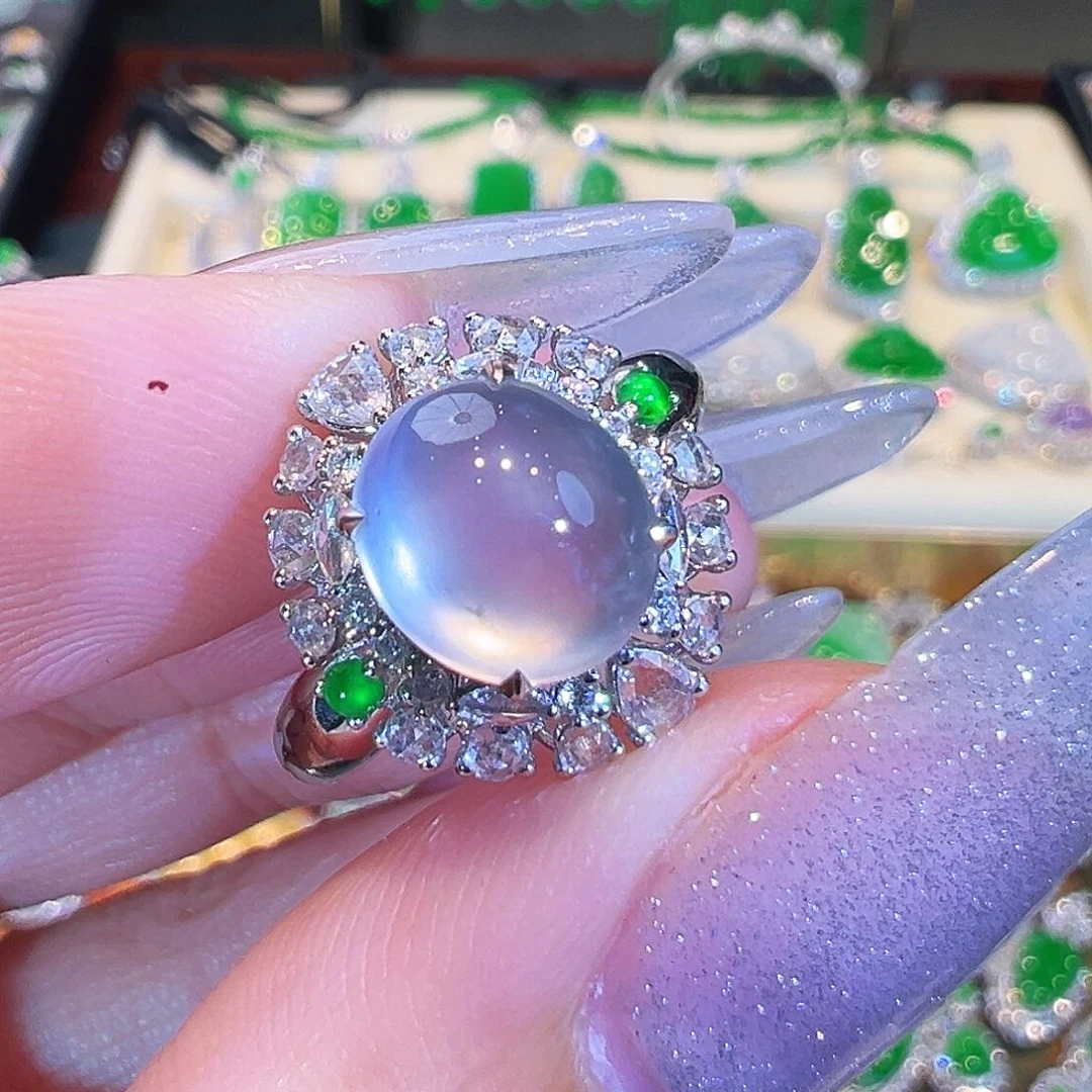 翡翠戒指18K金镶嵌翡翠