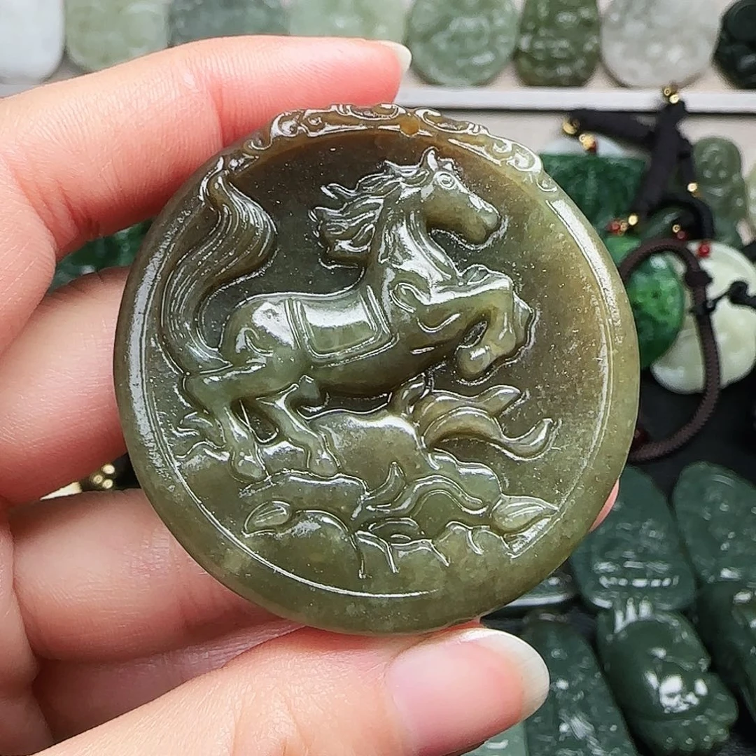 和田玉未镶嵌颈饰