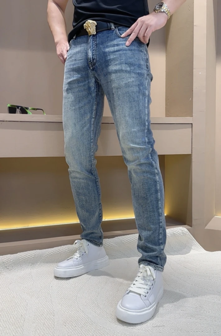 高品质新款时尚百搭弹力修身小脚牛仔裤 6748
