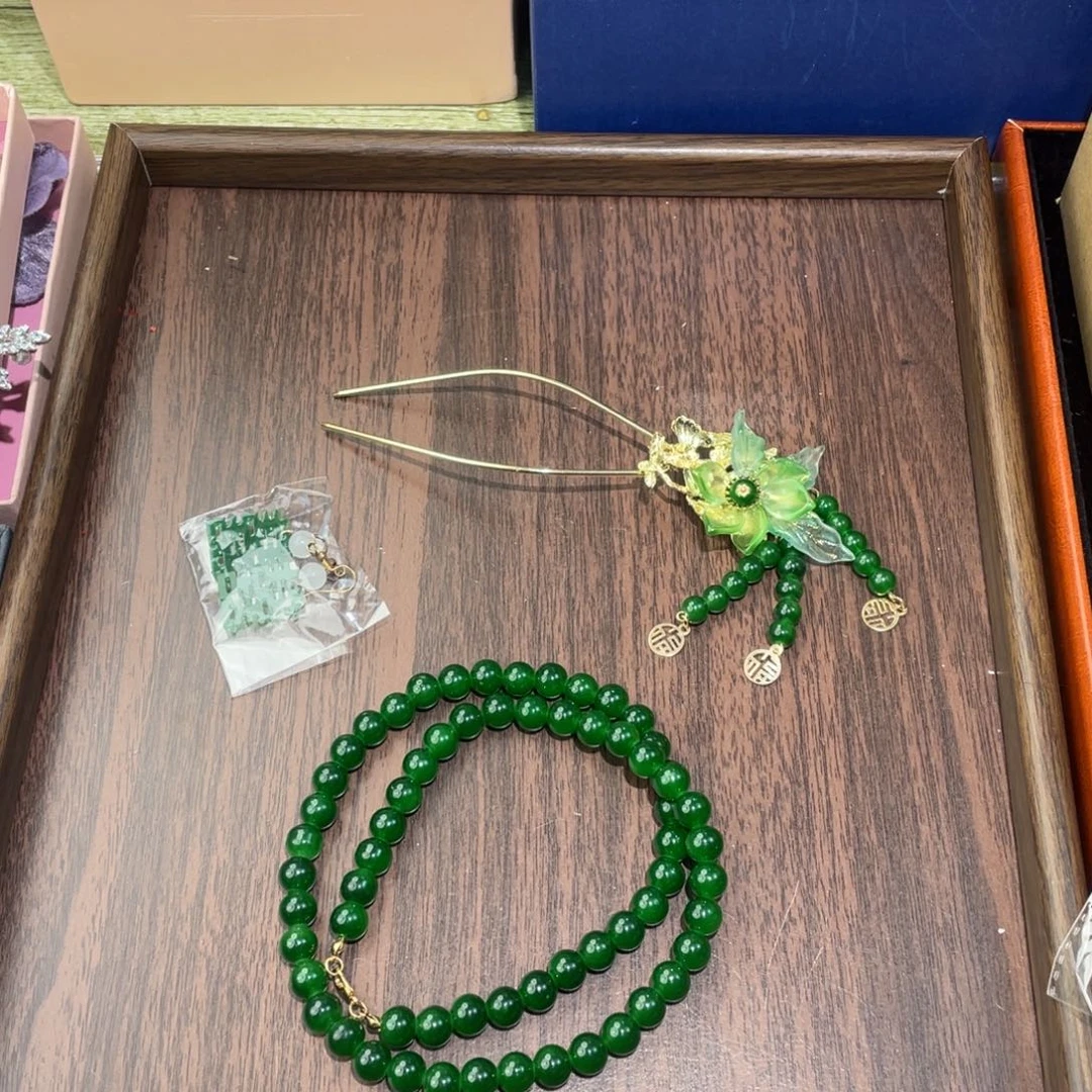 混合材质新娘头饰