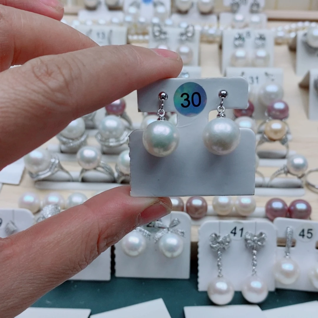 银S925镶嵌淡水珍珠吊坠(赠链)