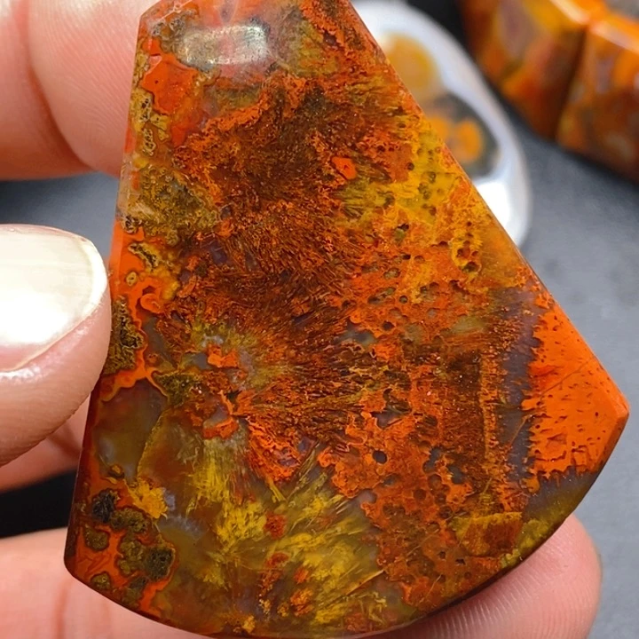 玛瑙/玉髓颈饰未镶嵌漫**透