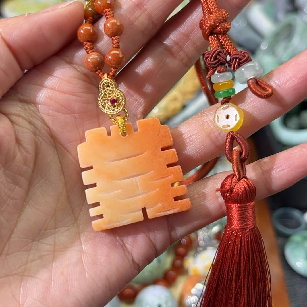 翡翠颈饰未镶嵌待编款