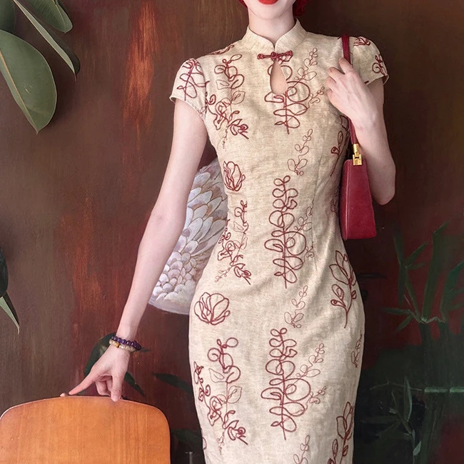 年新中式国风绣花改良旗袍女夏季镂空连衣裙