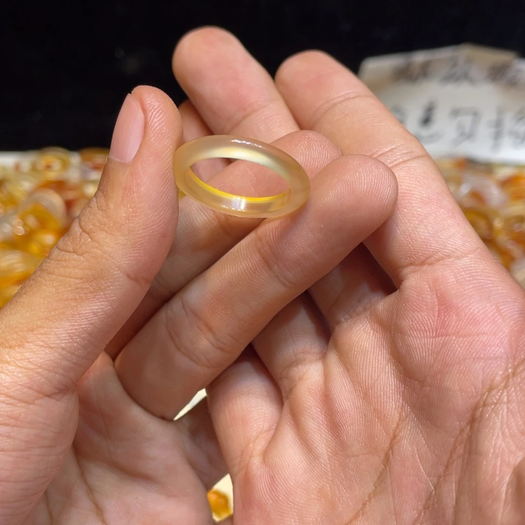 玛瑙/玉髓未镶嵌戒指4号港19 默认瑕疵
