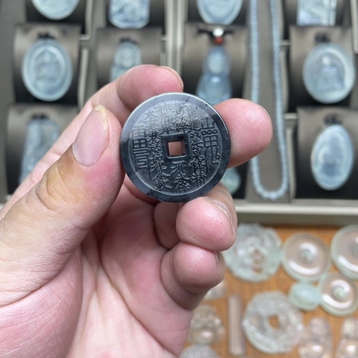 蛇纹石玉未镶嵌吊坠(赠链)