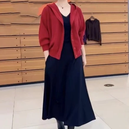 新款连帽蝙蝠袖外套洋气百搭外套02