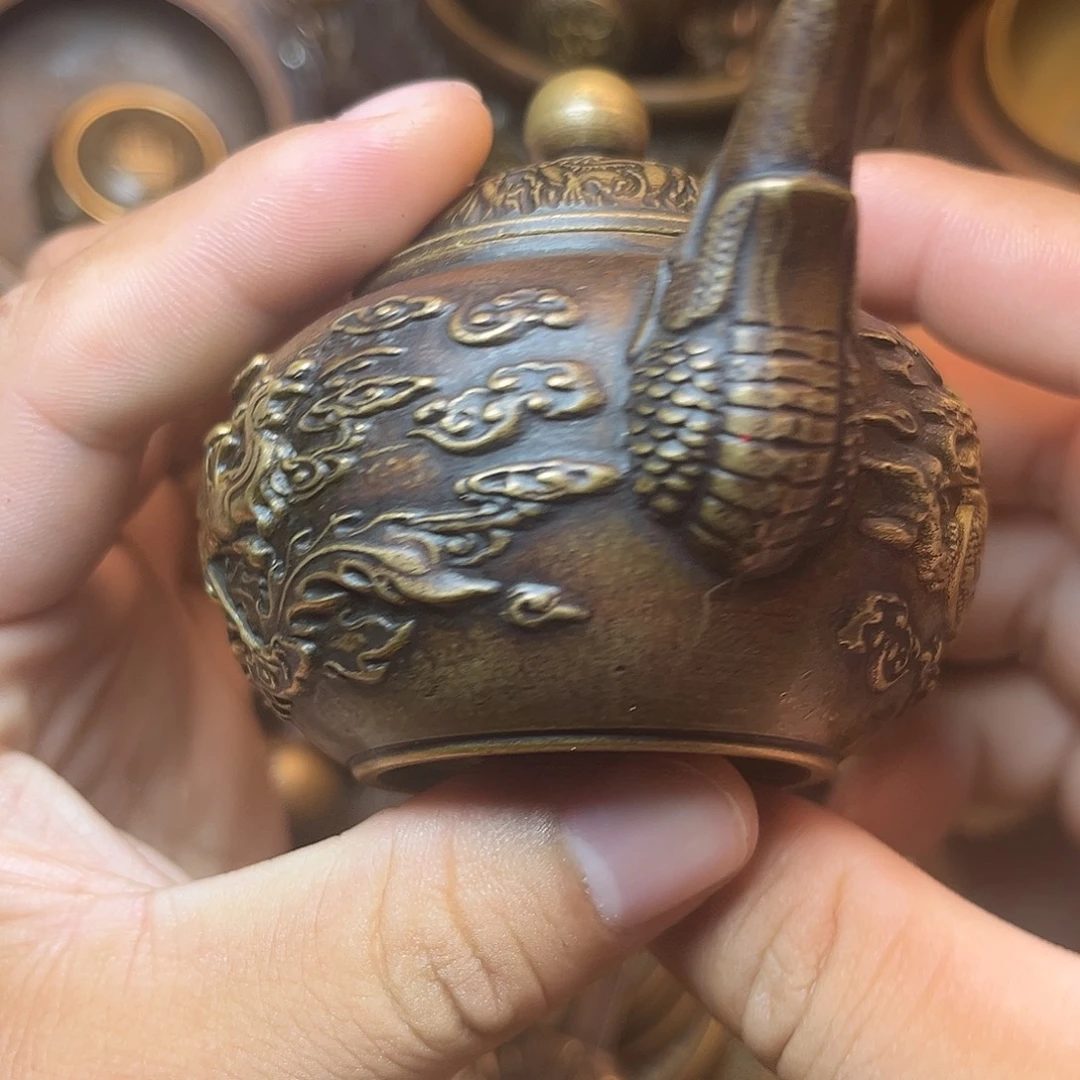 精美铜器工艺品等