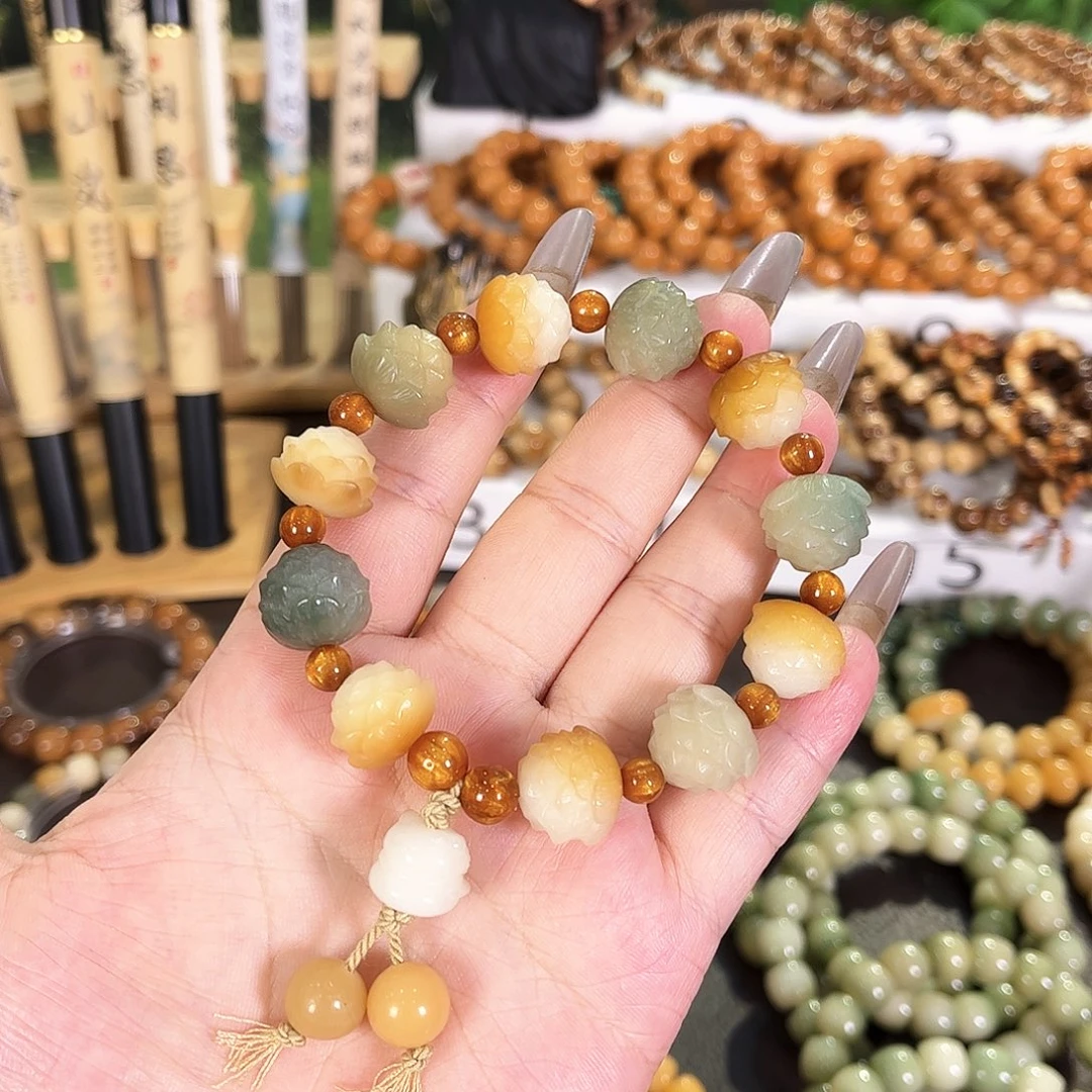 白玉菩提吊坠手串