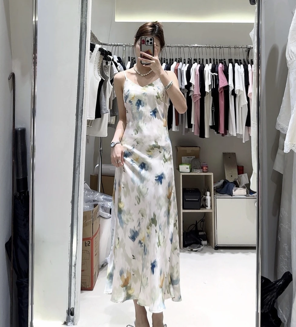 【欧大轻奢】轻奢风百搭舒适透气真丝醋酸吊带连衣裙053气质显瘦