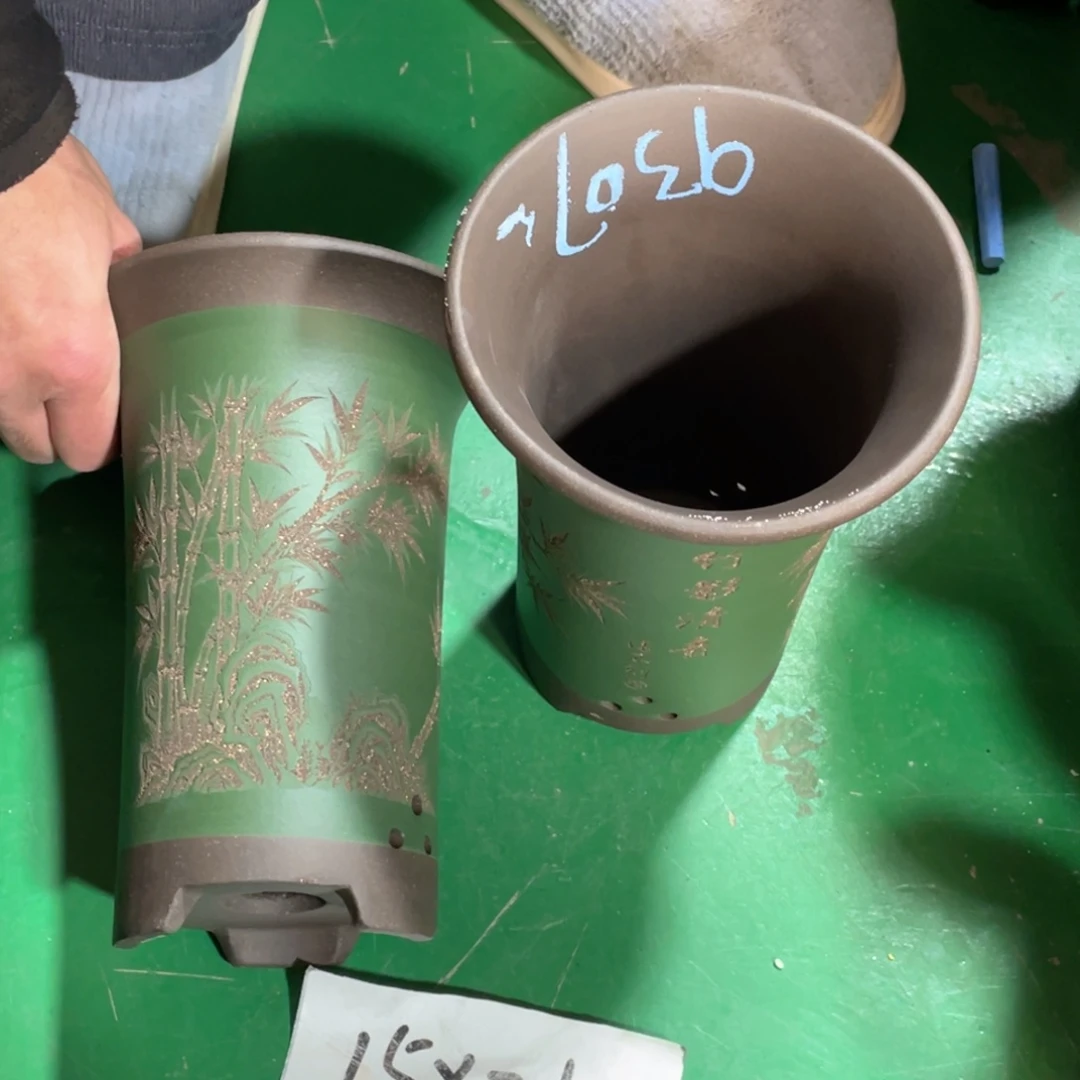 宇***秘紫砂花盆微瑕小号