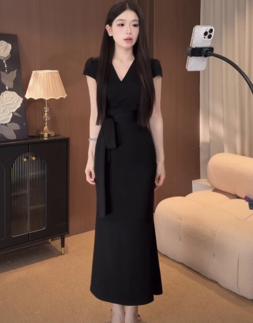 夏季纯欲风V领绑带短袖连衣裙女御姐气质法式修身显瘦包臀长裙子