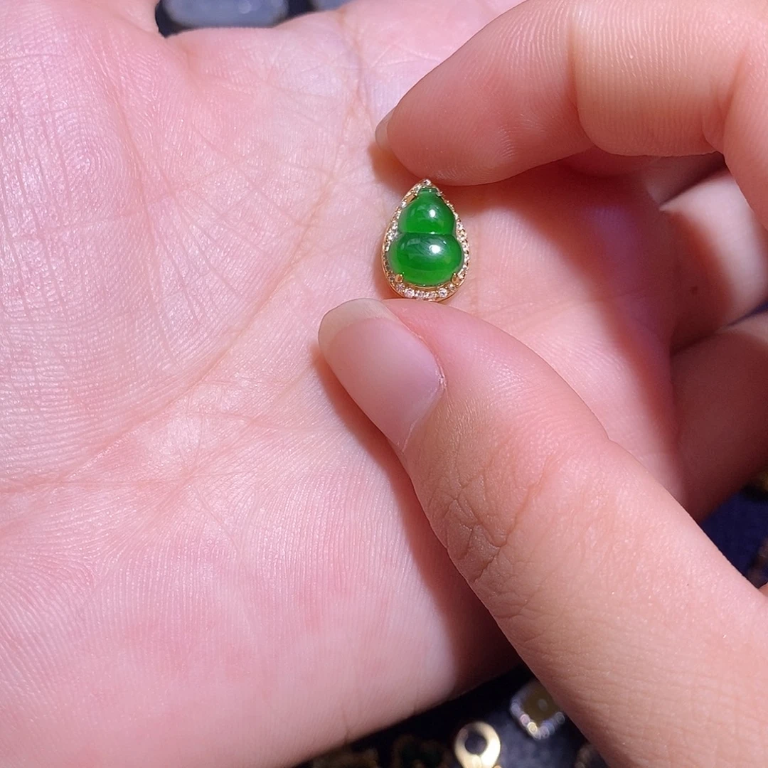 翡翠银S925镶嵌颈饰