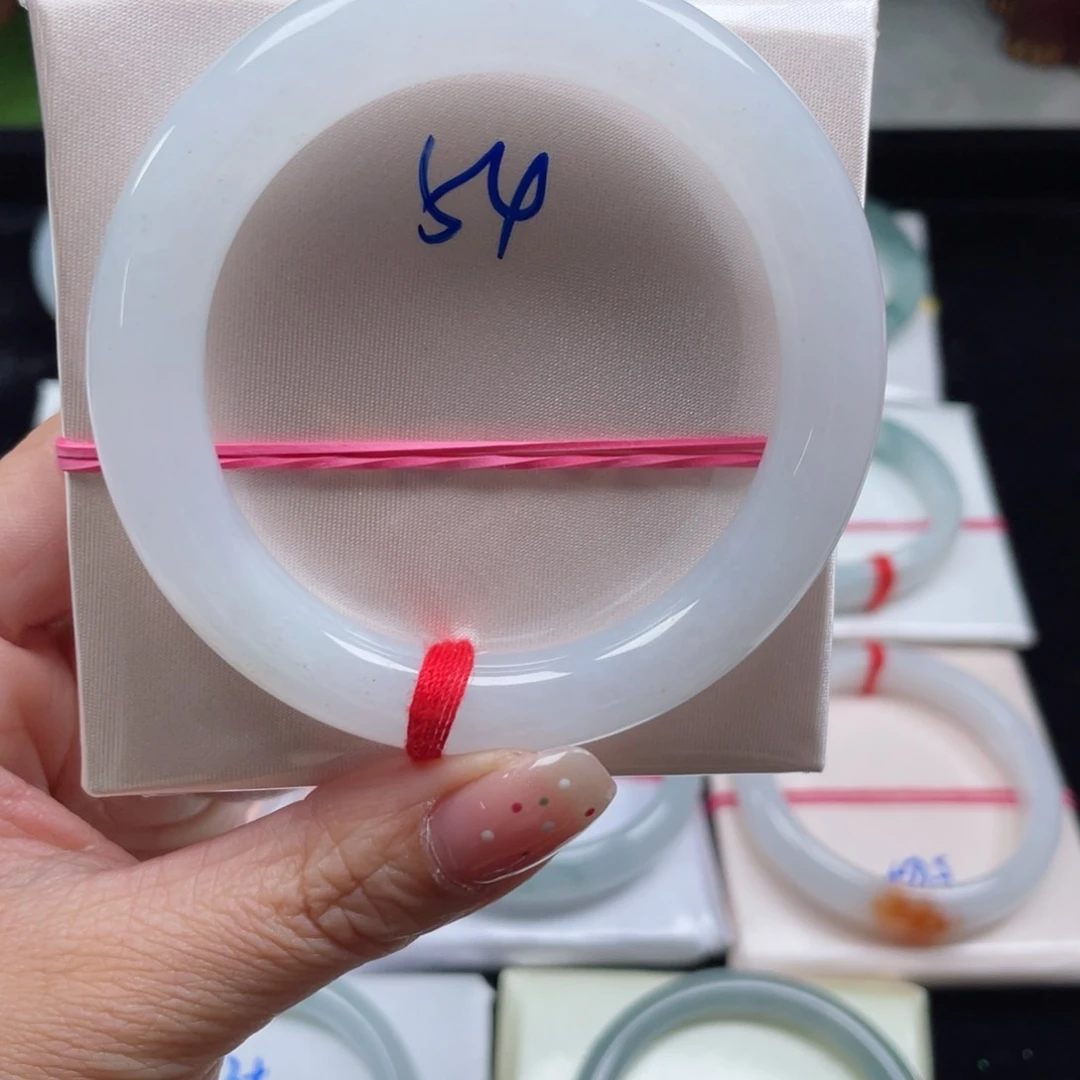 翡翠手镯未镶嵌缅甸翡翠手镯36