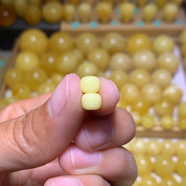 琥珀裸石未镶嵌༺****?天然俄料浓白蜡老型6.5