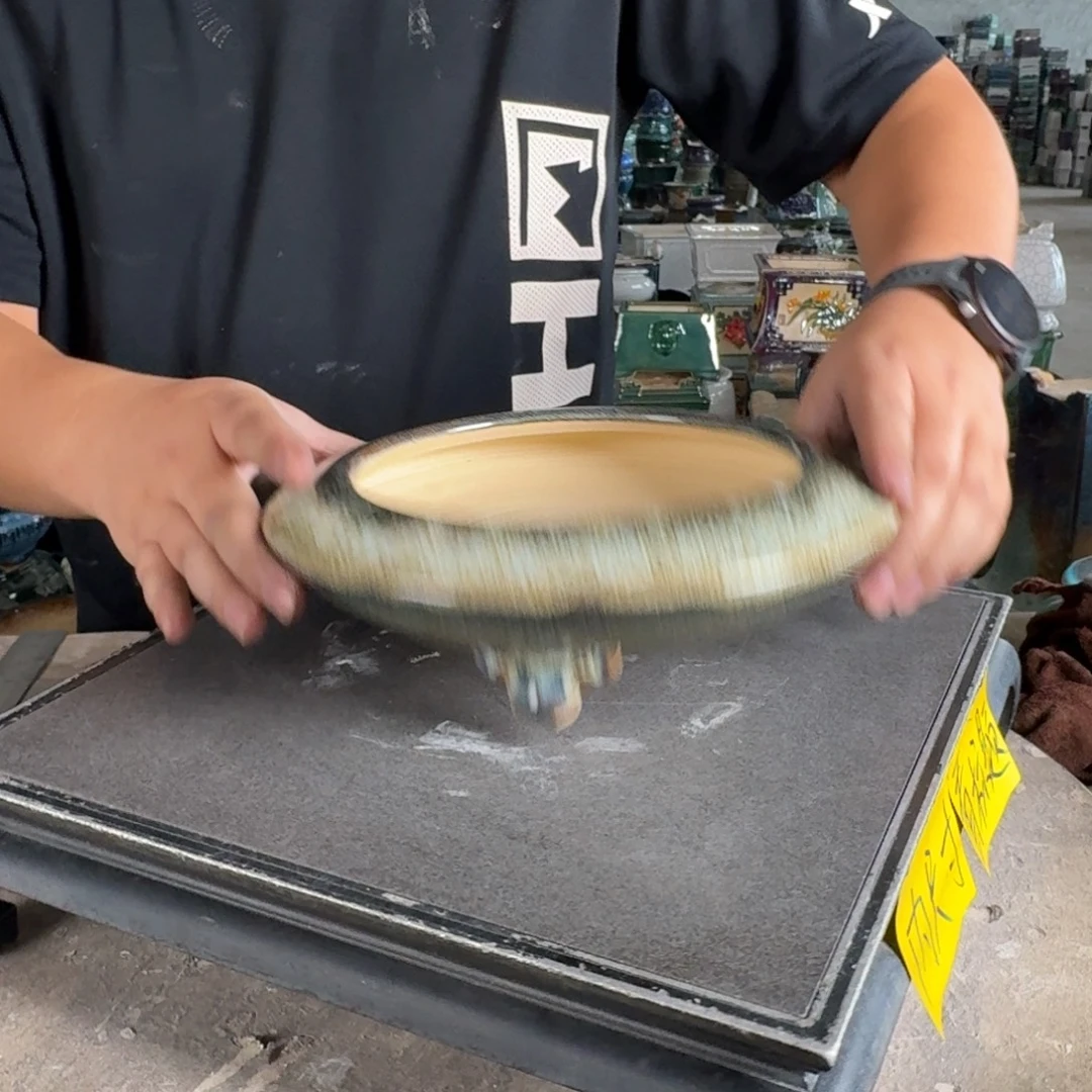 。一风堂石湾花盆 内16*5