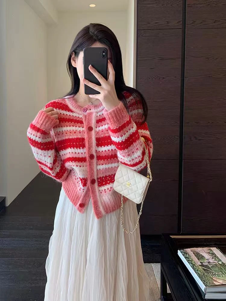 配色好美显瘦开衫针织羊毛毛衣短款外套上衣女秋冬新款