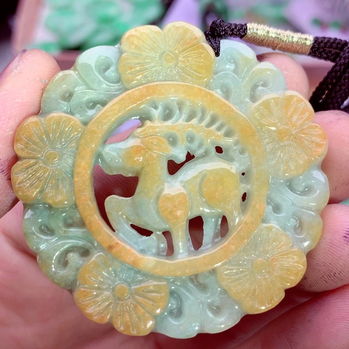 翡翠未镶嵌吊坠(不含链)