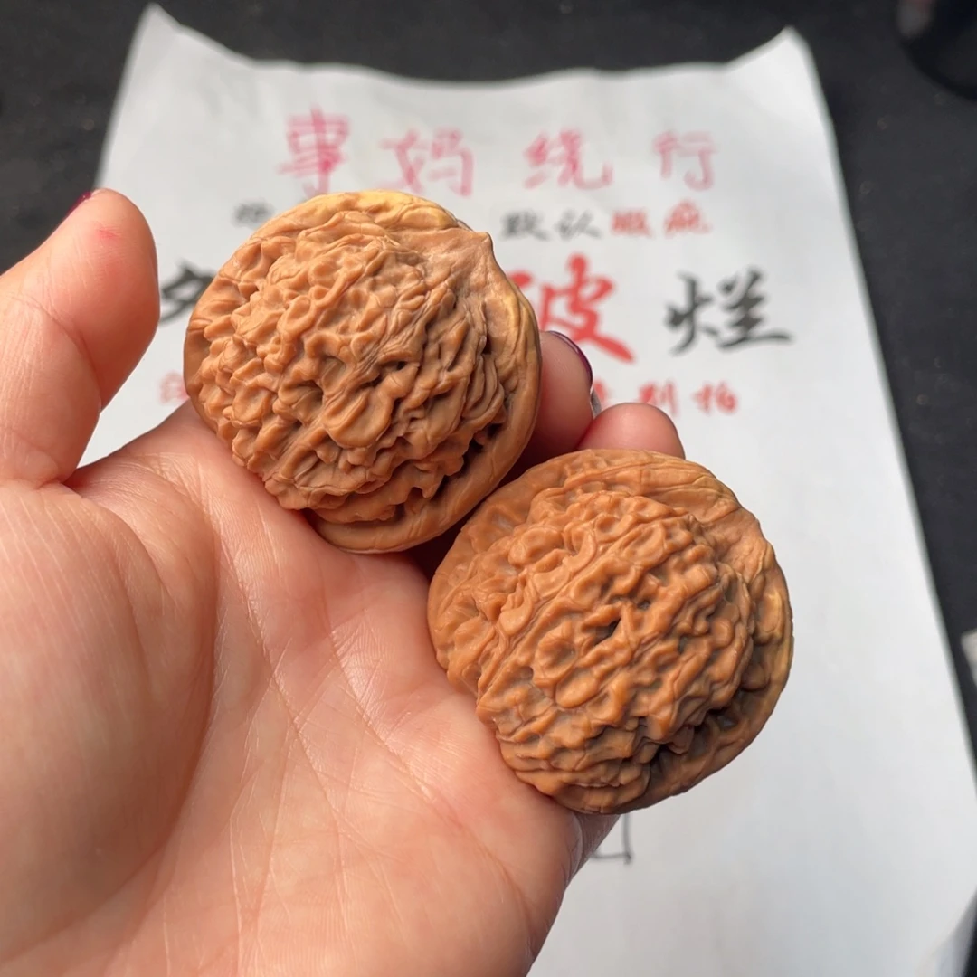 把件文玩核桃082。43莲花有黄