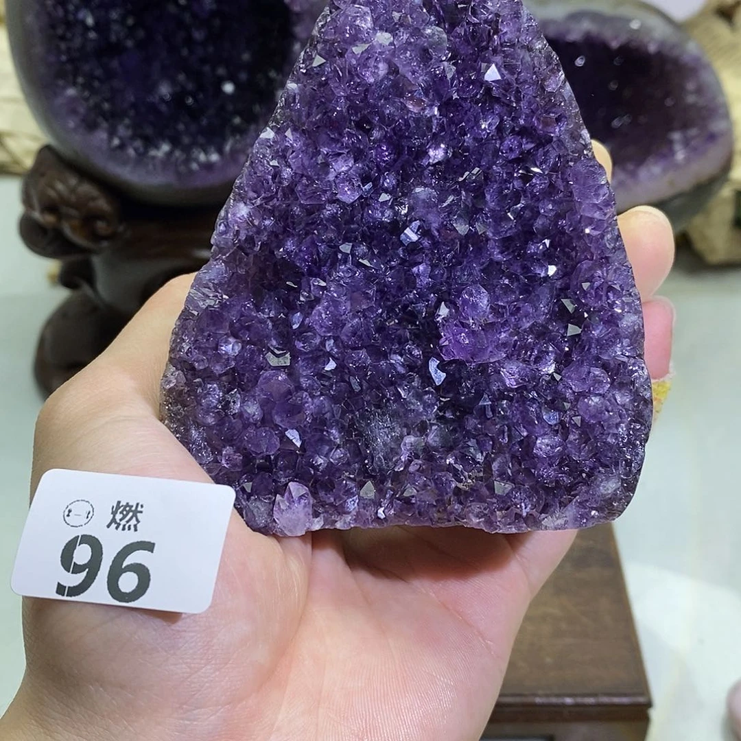 紫晶大型摆件（非配饰）未镶嵌