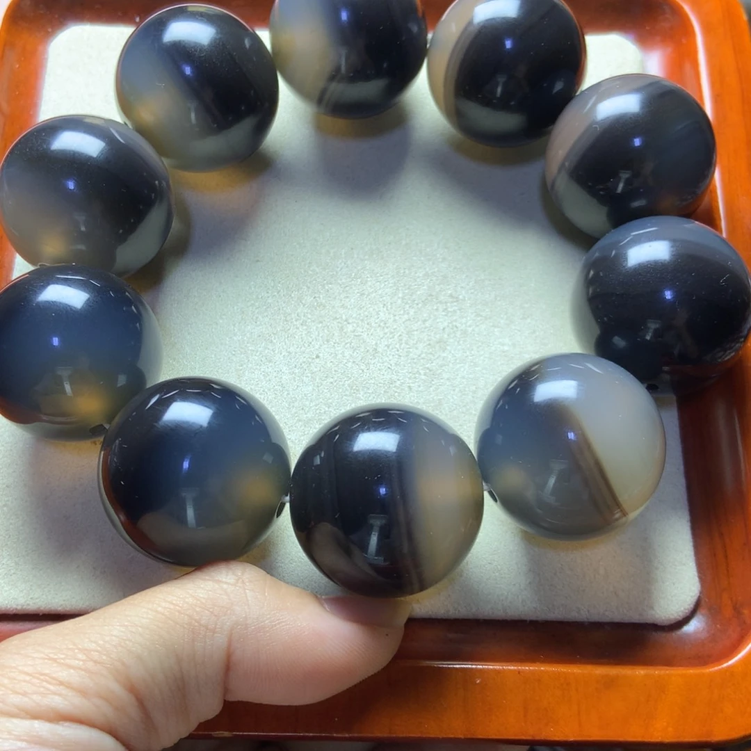 未镶嵌手串玛瑙/玉髓黑半盆冻肉大天地