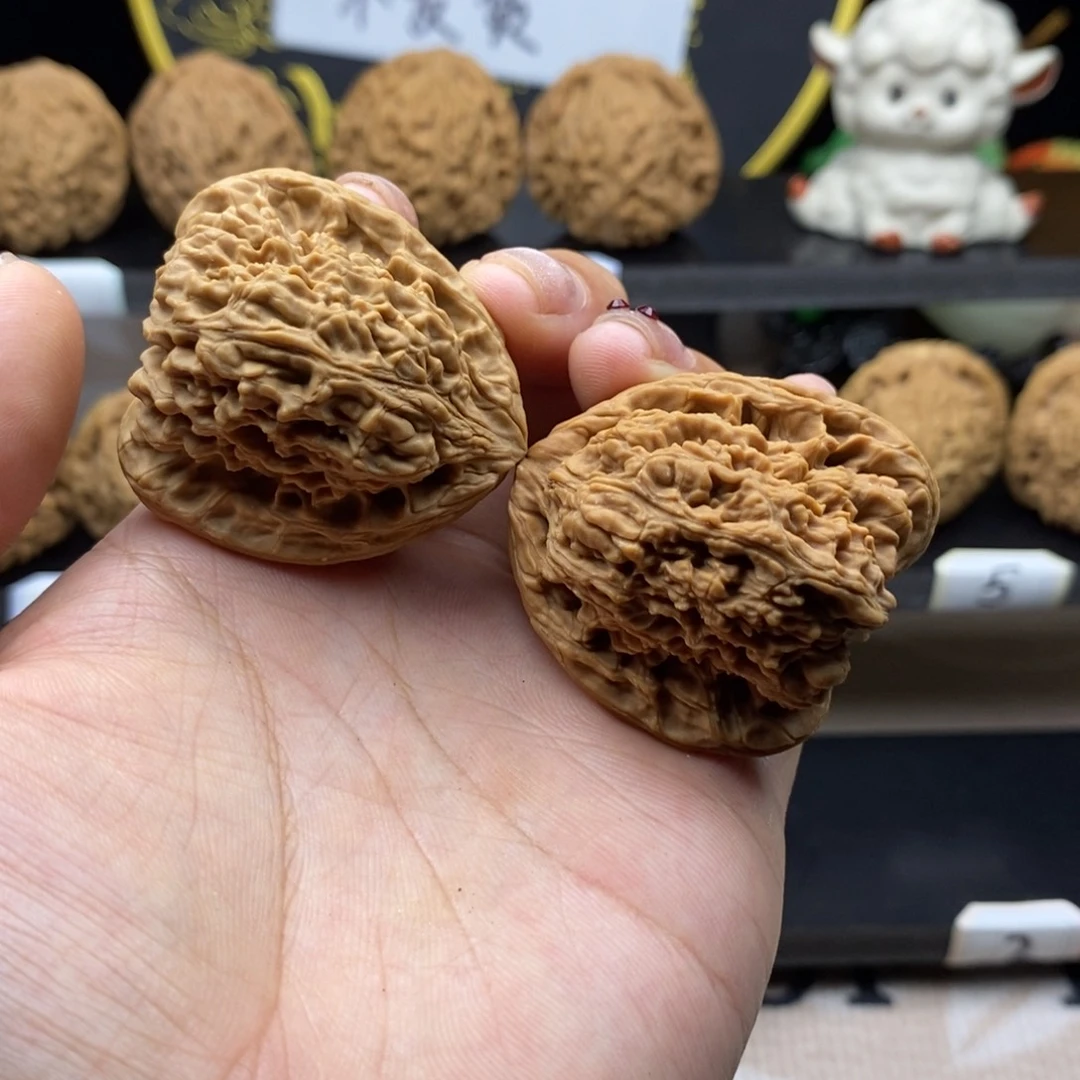 大***齐文玩核桃吊坠涿鹿