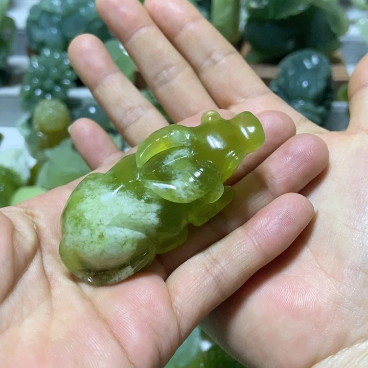 【闪购商品】未镶嵌蛇纹石玉把件