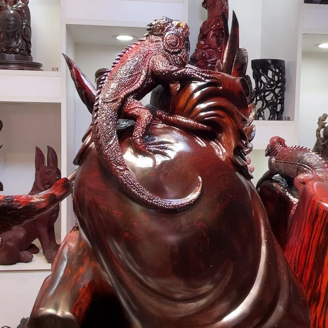 交趾黄檀（大红酸枝）