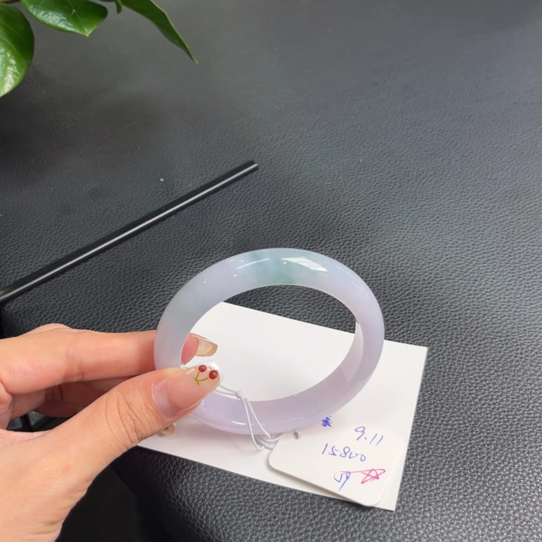 未镶嵌手镯翡翠手镯