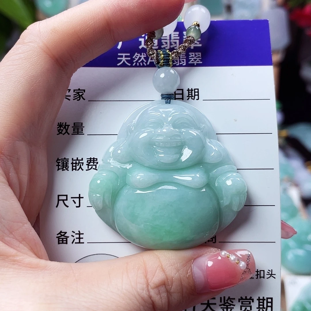 翡翠未镶嵌颈饰佛公46