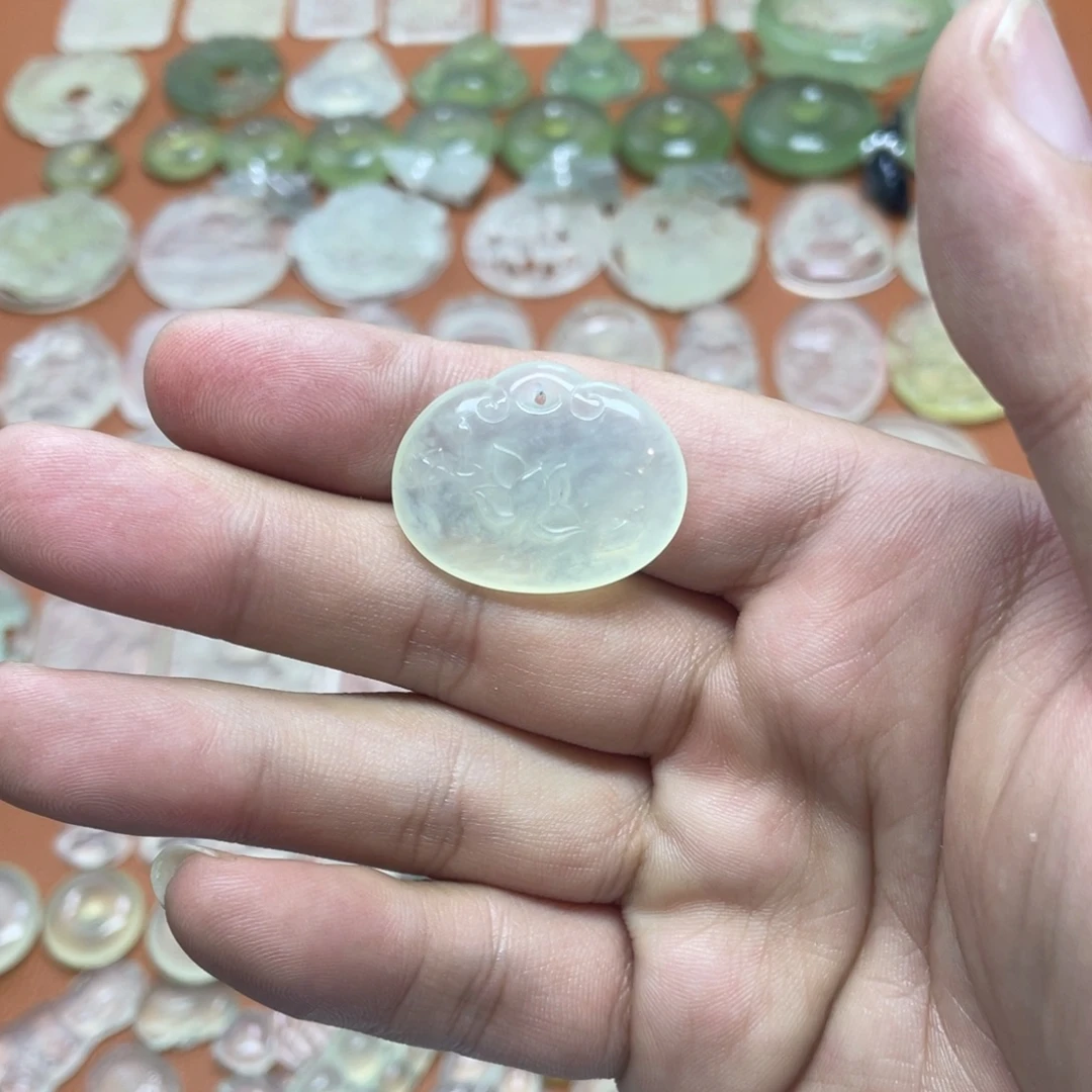 岫玉未镶嵌多样性随机发一