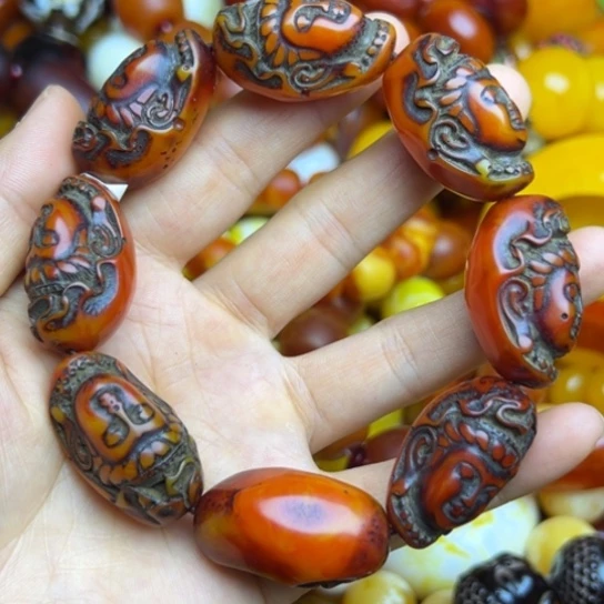 琥珀未镶嵌手链蜜蜡