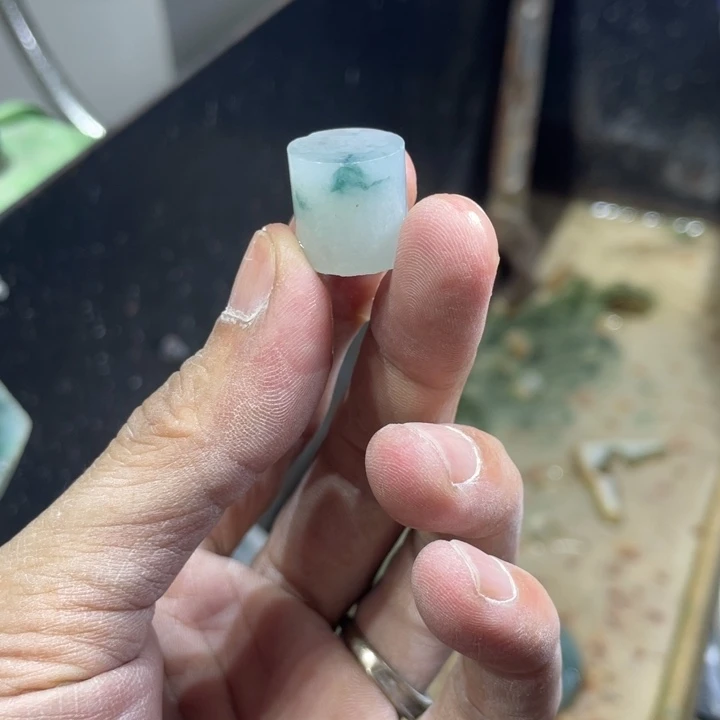 浏***张未镶嵌定制翡翠边角料