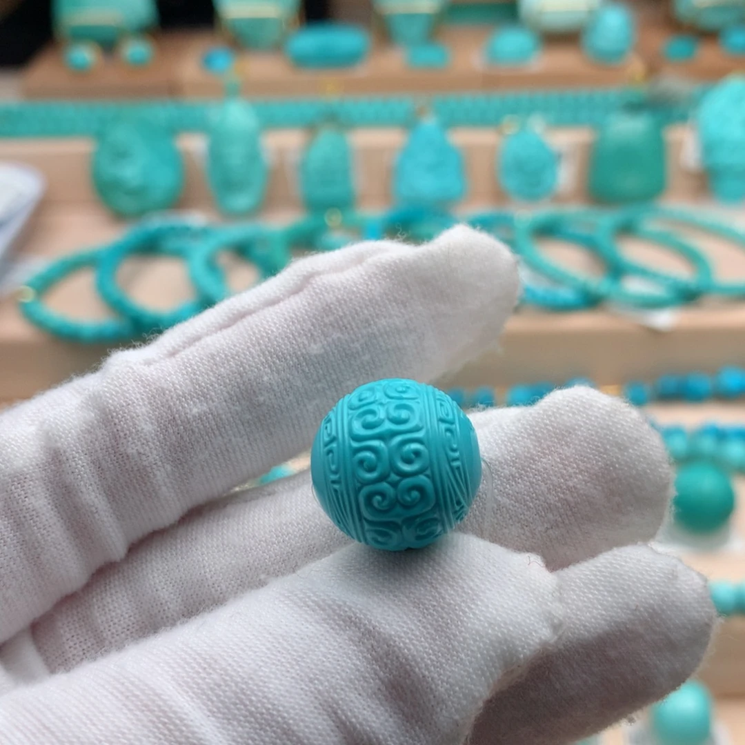绿松石未镶嵌珠宝奇石15.3mm