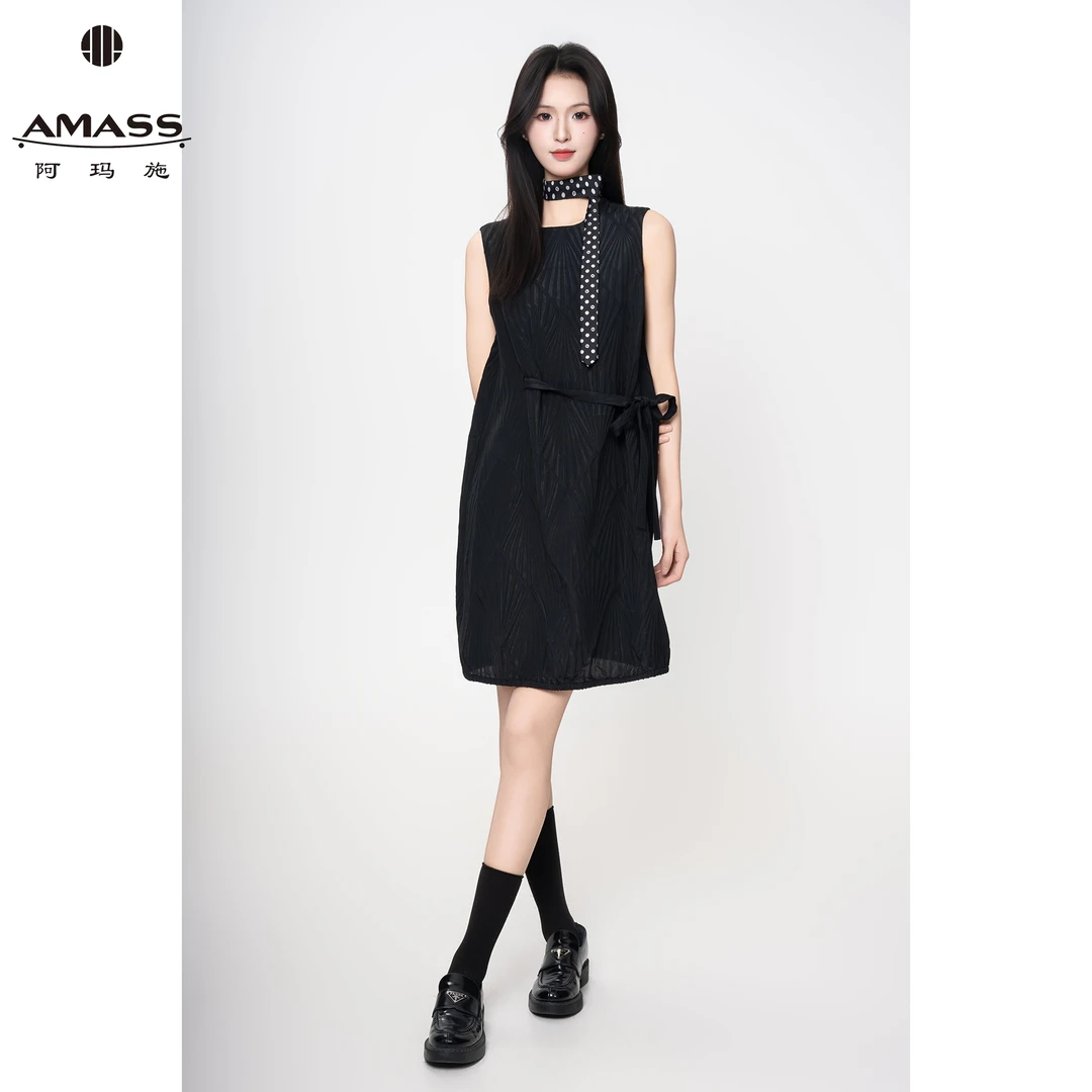 AMASS/阿玛施夏季新款复古简约时尚优雅气质圆领无袖连衣裙550022