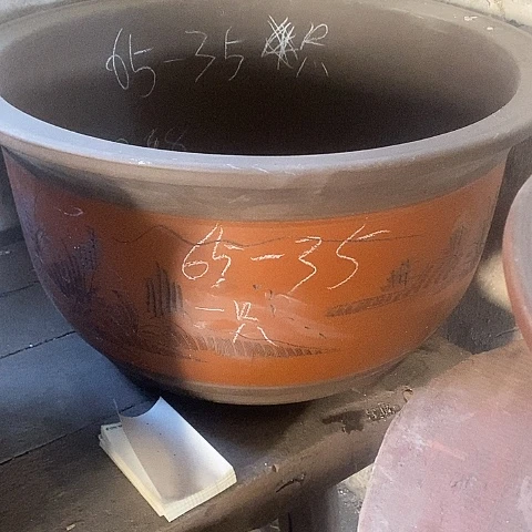 紫砂中国宜兴紫砂花盆，