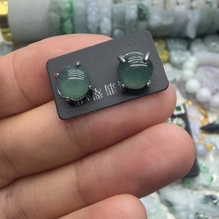 月***秋未镶嵌手链翡翠耳钉