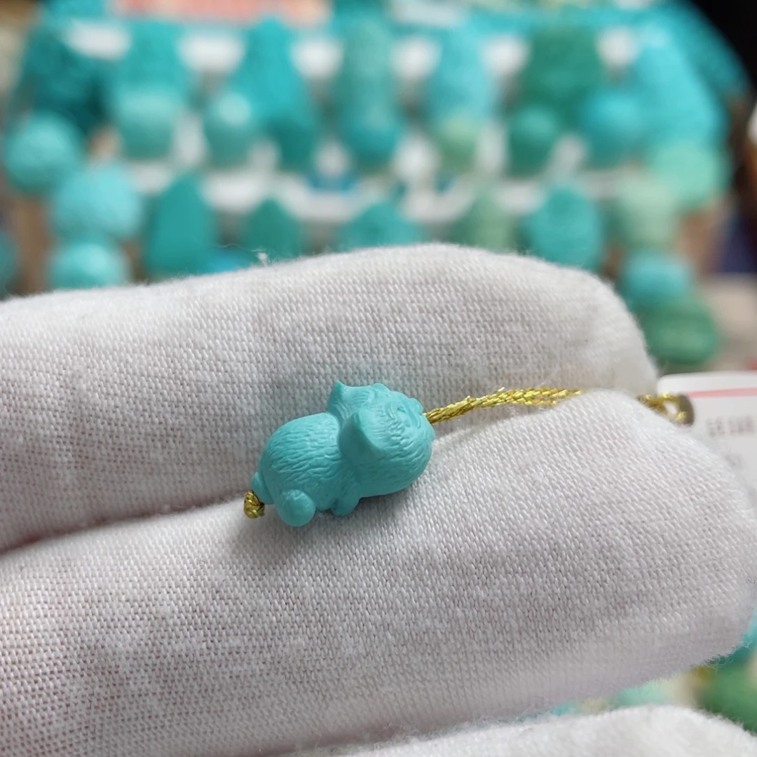 用***8绿松石未镶嵌珠宝奇石