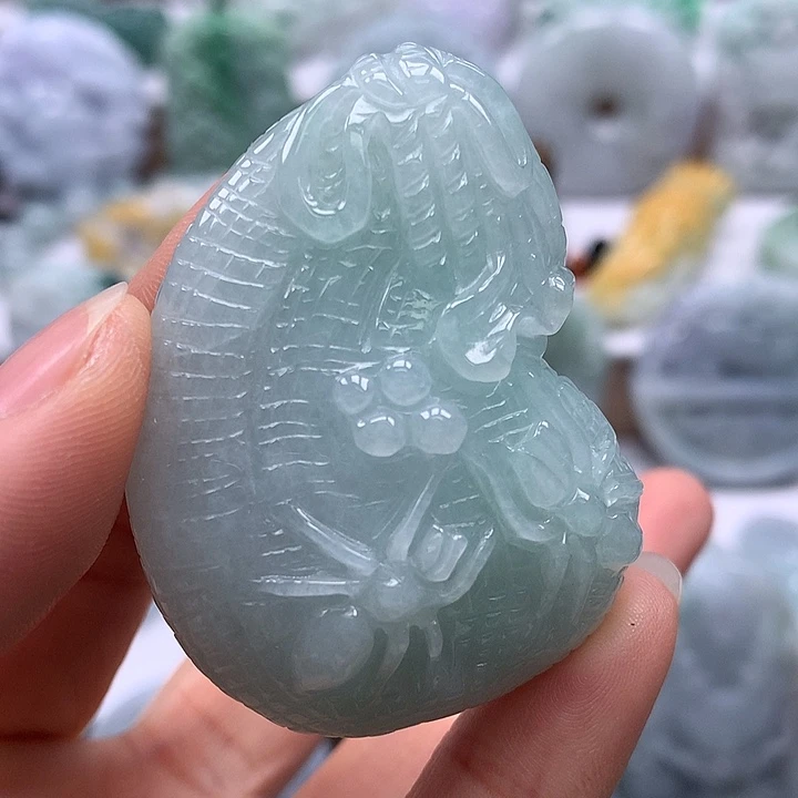 翡翠未镶嵌颈饰代代有钱卡厚16+