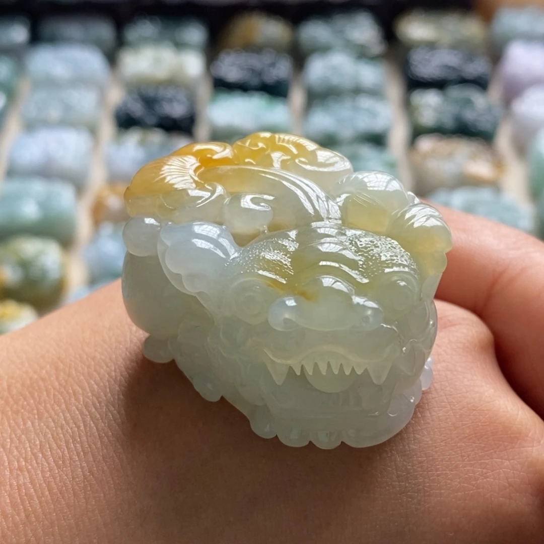 翡翠未镶嵌颈饰天然翡翠貔貅吊坠
