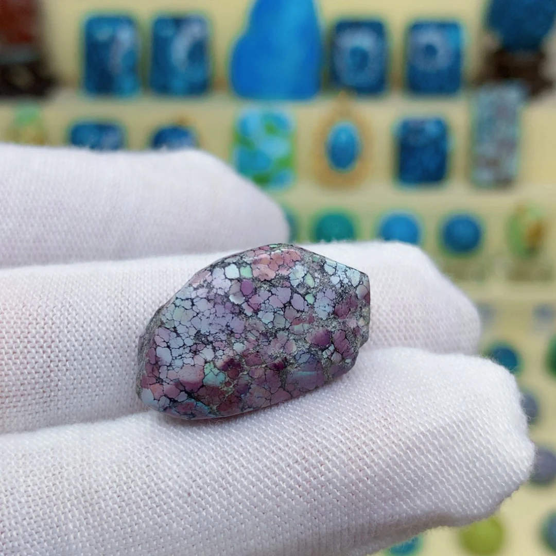 绿松石绿松石未镶嵌